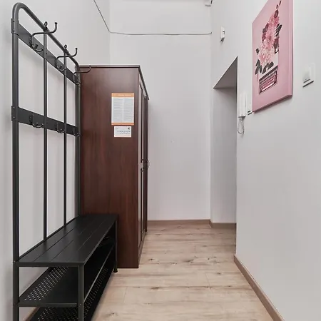 Apartment Wroclaw Lakowa By Renters * Wroclaw
