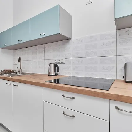 Apartment Wroclaw Lakowa By Renters Apartment Wroclaw