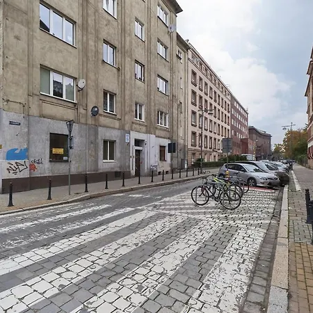 Apartment Wroclaw Lakowa By Renters Apartment Wroclaw