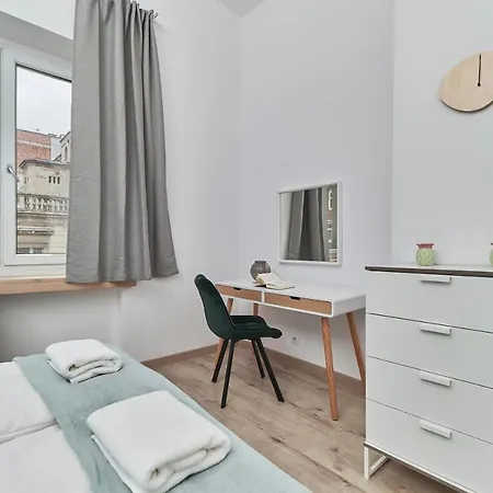 Apartment Apartment Wroclaw Lakowa By Renters *
