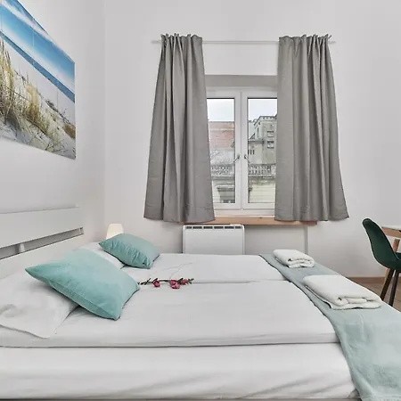 Apartment Apartment Wroclaw Lakowa By Renters *