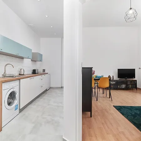 Apartment Apartment Wroclaw Lakowa By Renters